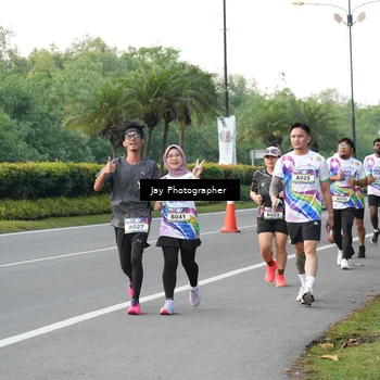 Runner Photo 6107076