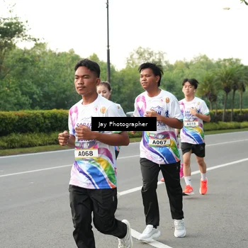 Runner Photo 6107079