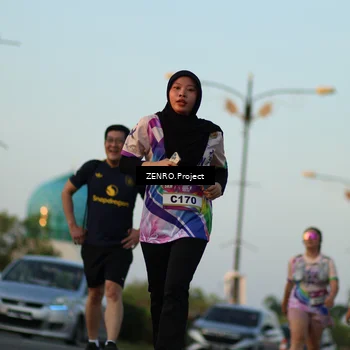 Runner Photo 6107081