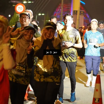Runner Photo 6107204