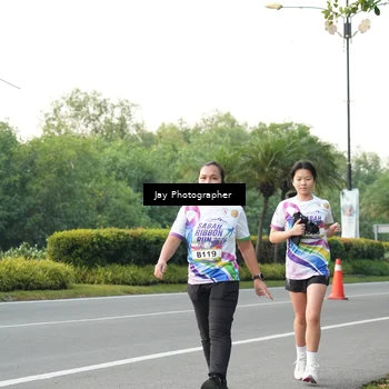 Runner Photo 6107223