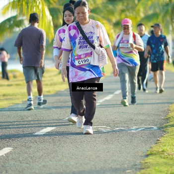 Runner Photo 6107335