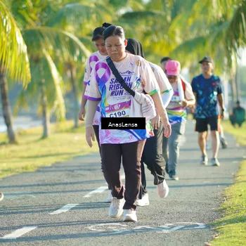 Runner Photo 6107345