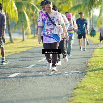 Runner Photo 6107348