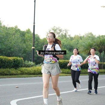 Runner Photo 6107402