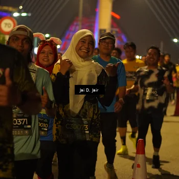 Runner Photo 6107584