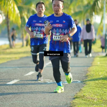 Runner Photo 6107615