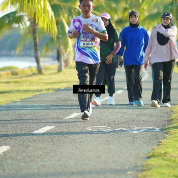 Runner Photo 6107640