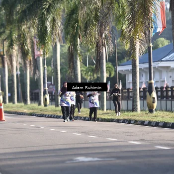 Runner Photo 6107699