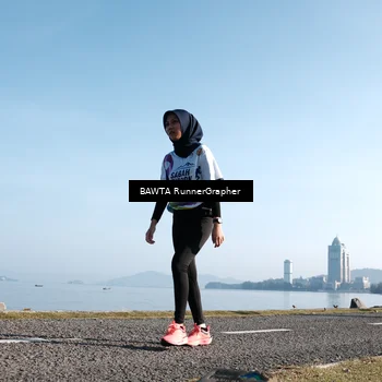 Runner Photo 6107842