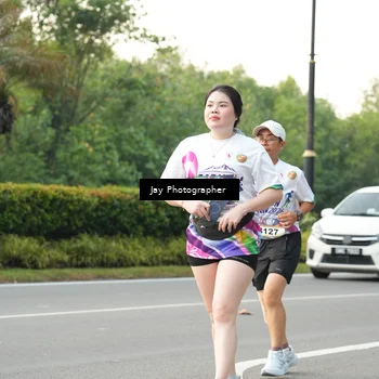 Runner Photo 6107859