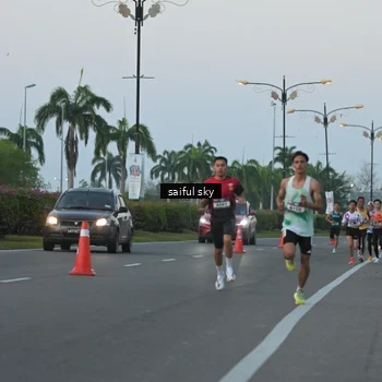 Runner Photo 6107906