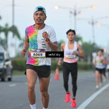 Runner Photo 6107917
