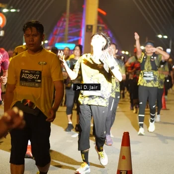 Runner Photo 6107923