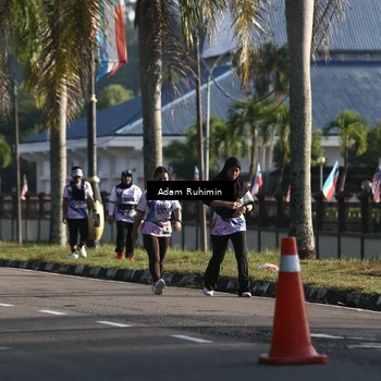 Runner Photo 6108000