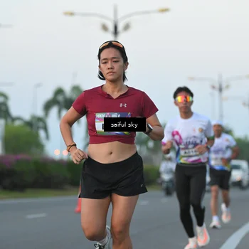 Runner Photo 6108021
