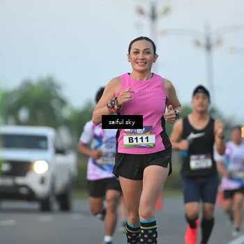 Runner Photo 6108031