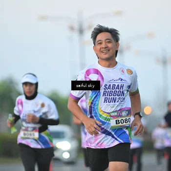 Runner Photo 6108054