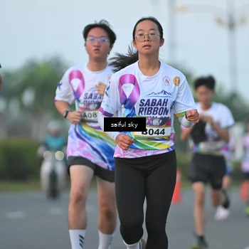 Runner Photo 6108068