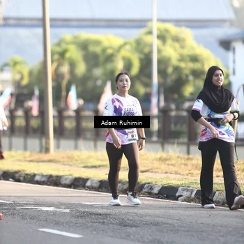 Runner Photo 6108077
