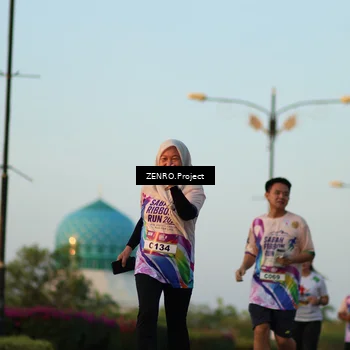 Runner Photo 6108078