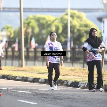 Runner Photo 6108088