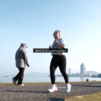 Runner Photo 6108114