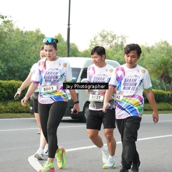 Runner Photo 6108125