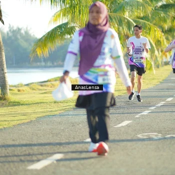 Runner Photo 6108132