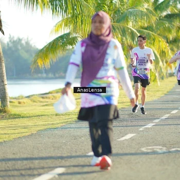 Runner Photo 6108135