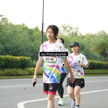 Runner Photo 6108136