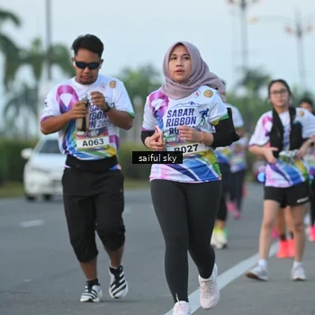 Runner Photo 6108176