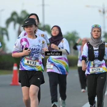 Runner Photo 6108291