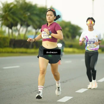 Runner Photo 6108305