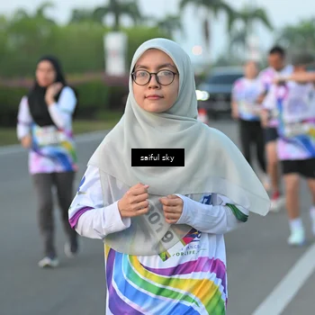 Runner Photo 6108359