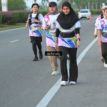 Runner Photo 6108365