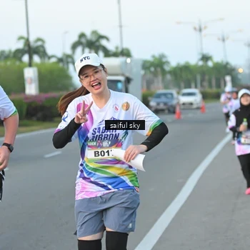 Runner Photo 6108424