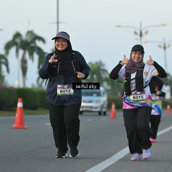 Runner Photo 6108442