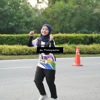 Runner Photo 6108473