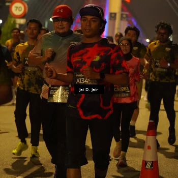 Runner Photo 6108735