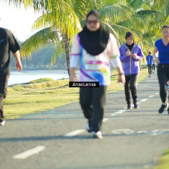 Runner Photo 6109007