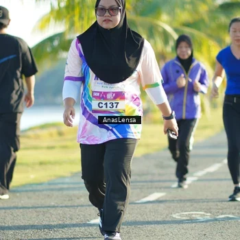 Runner Photo 6109053