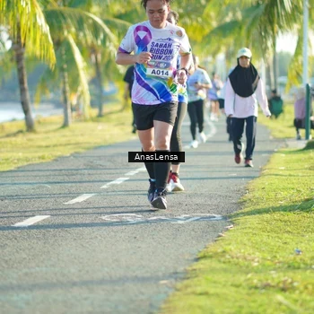 Runner Photo 6109068