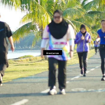 Runner Photo 6109086