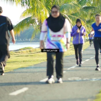 Runner Photo 6109092