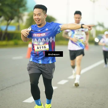 Runner Photo 6109313