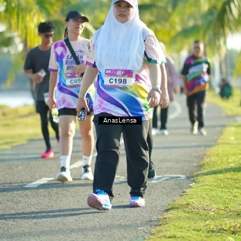 Runner Photo 6109364
