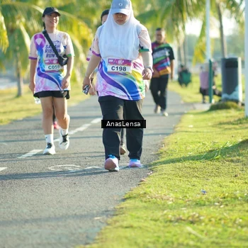 Runner Photo 6109426