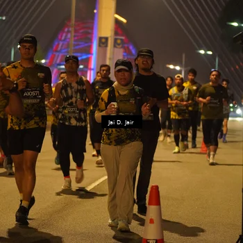 Runner Photo 6109917