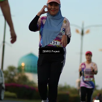 Runner Photo 6110001